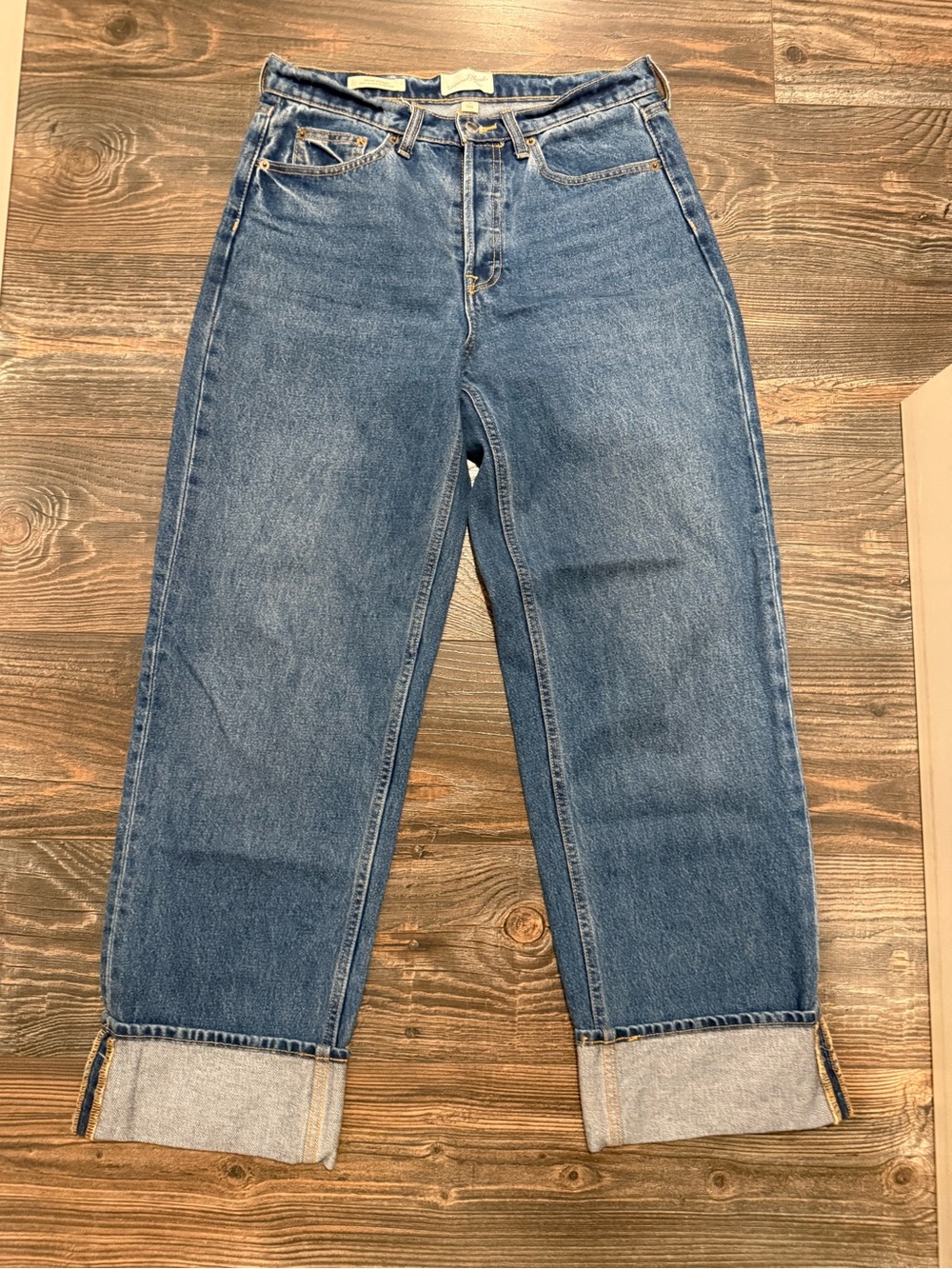 Universal Thread Blue Denim Jeans with Gold Stitching